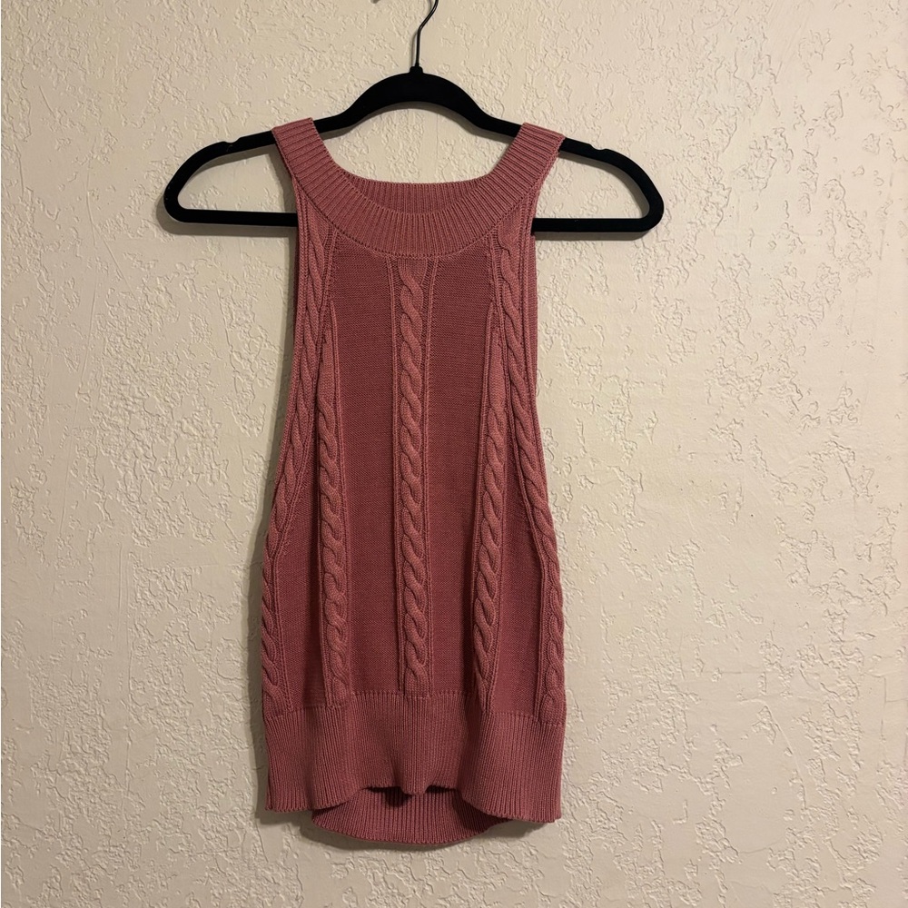 Pink Ribbed Tank Top with Sleeveless and Backless Design